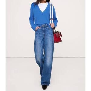 NEW BANANA REPUBLIC lightweight cashmere low v-neck sweater in blue catamaran